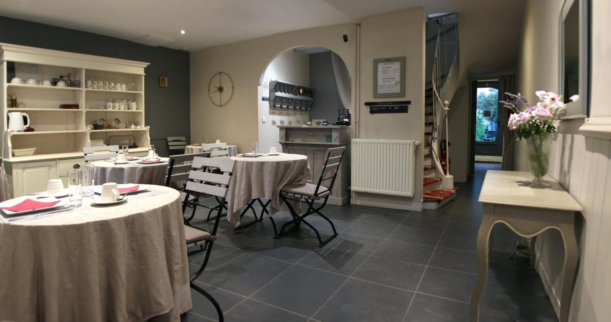 Hotel Saint Yves Nantes Buitenkant foto