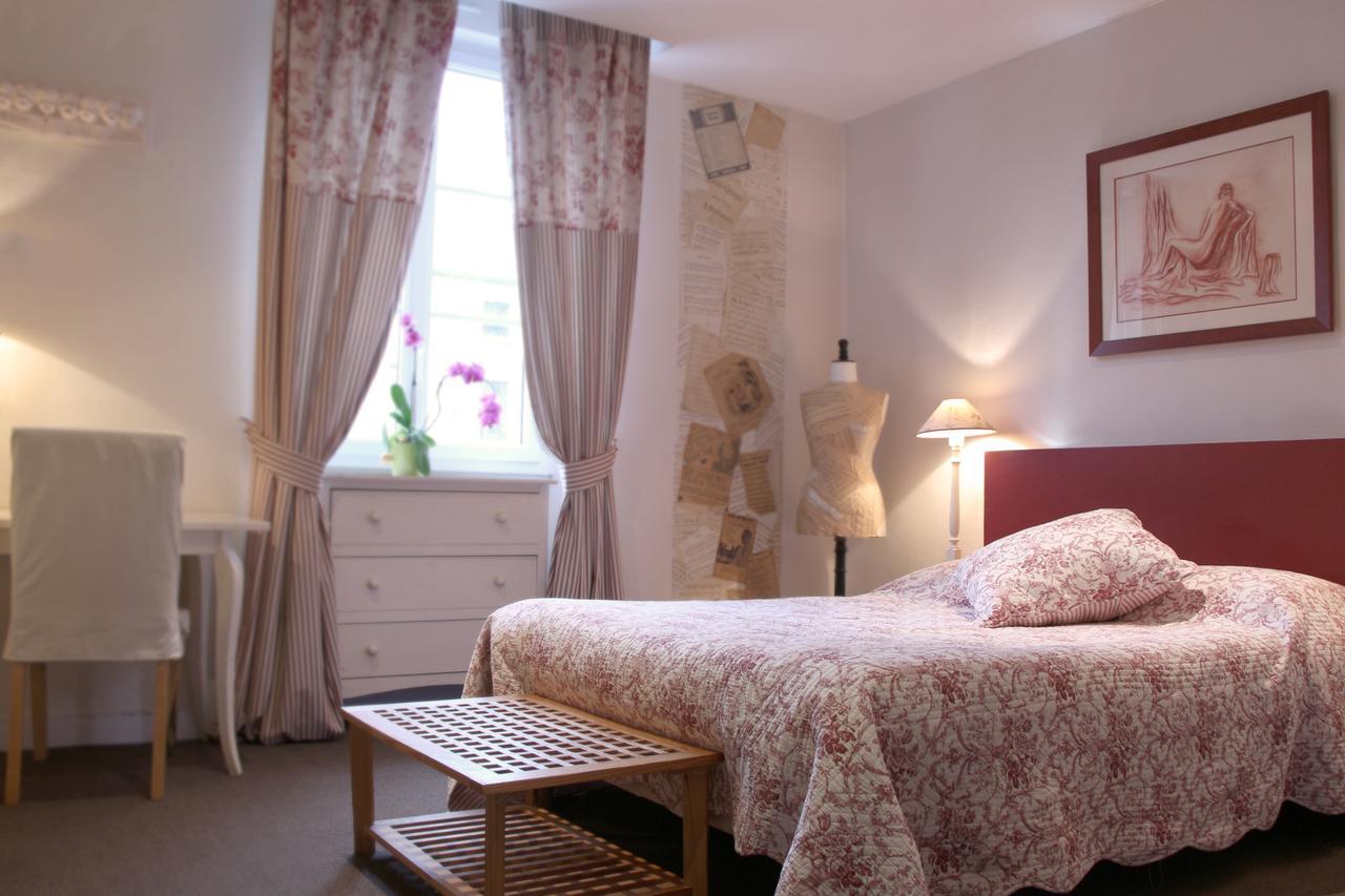 Hotel Saint Yves Nantes Buitenkant foto